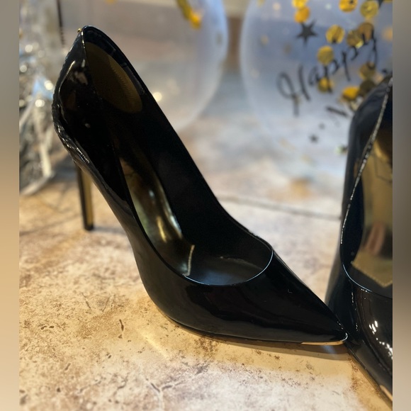 Ted Baker London Savio Pointed Toe Pumps - Picture 9 of 15